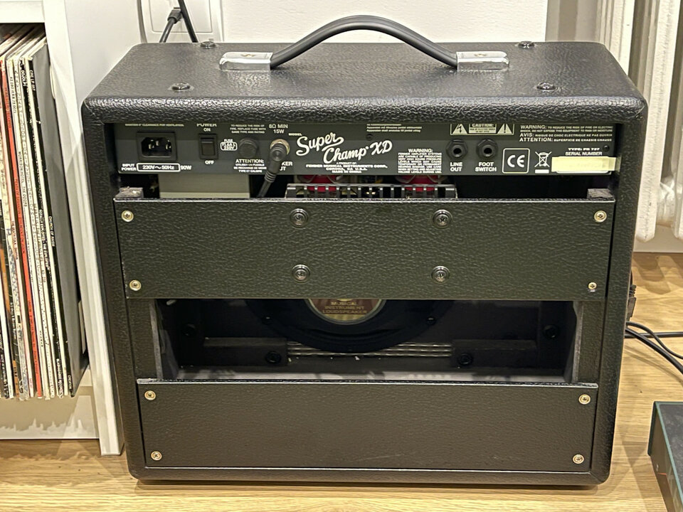Fender Super Champ XD con válvulas nuevas.