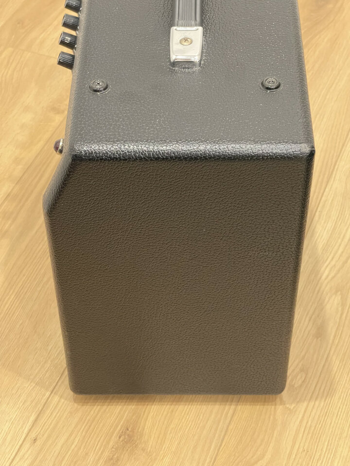 Fender Super Champ XD con válvulas nuevas.