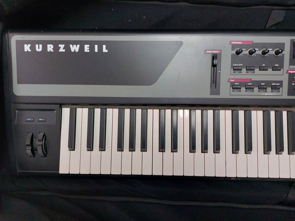 Kurzweil PC1X con Funda de segunda mano · Bizkaia · 280 €