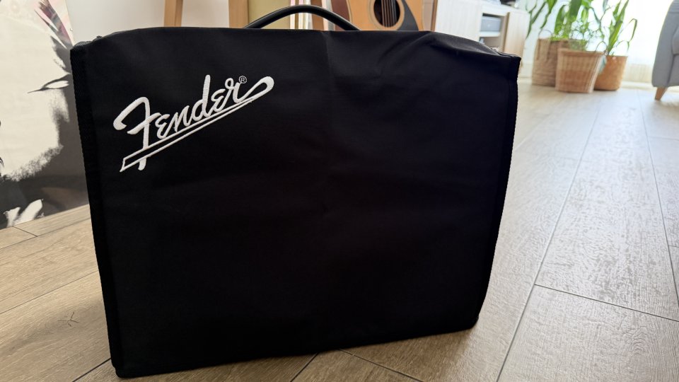 Fender 68 Custom Vibro Champ Reverb de segunda mano · Foto 9 de 9 · Madrid · 800 €
