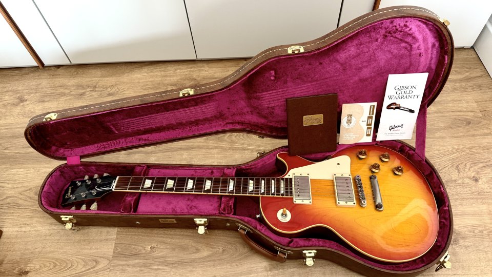 Gibson Les Paul Custom R8 VOS Cherry Burst 2013 de segunda mano · Foto 2 de 2 · Barcelona · 3600 €