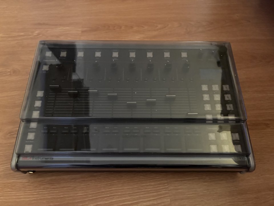 Isla S2400 Caja De Ritmo Con DSP Card