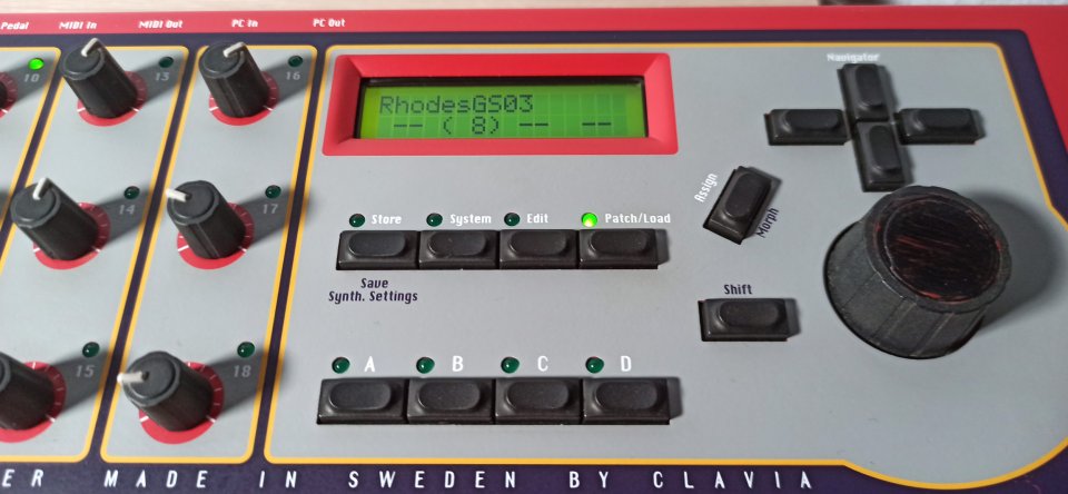 Estudio completo: sintes,racks,mesa digital-(Moog, DSI, Nord, Korg, Roland)