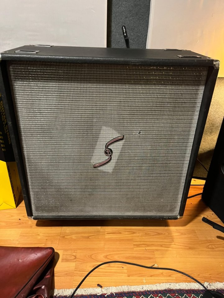 Vendo Pantalla Sinmarc 4x12 de segunda mano · Foto 1 de 4 · Alicante · 340 €
