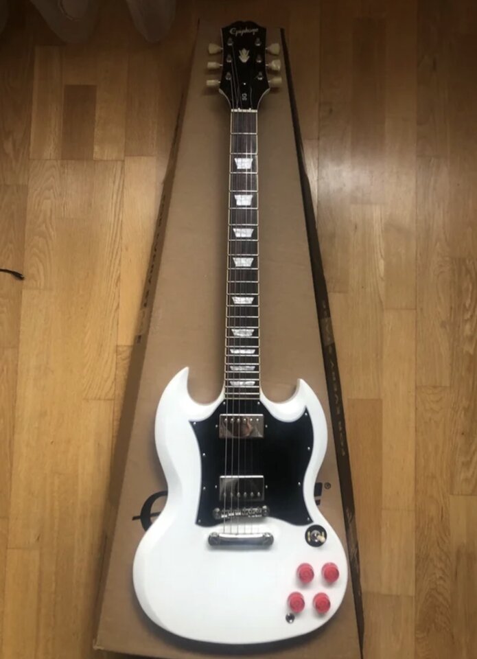 Epiphone SG Standard Alpine White