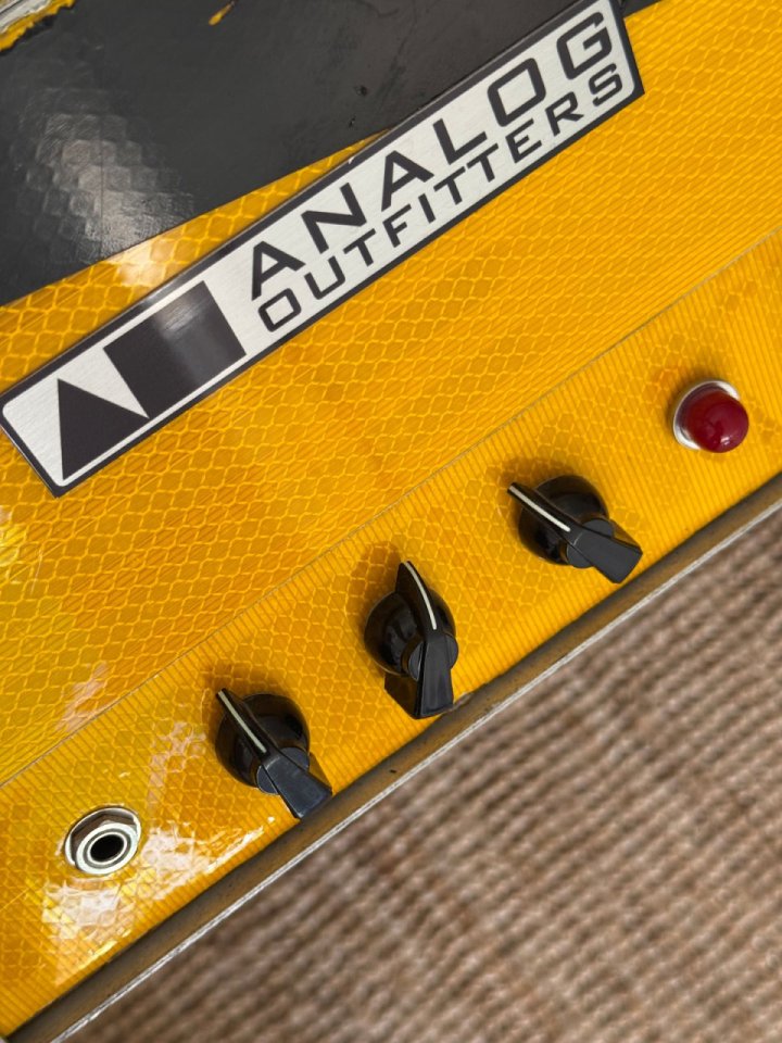 Analog Outfitters "Road Amp" 20w de segunda mano · Foto 4 de 6 · Tarragona · 950 €