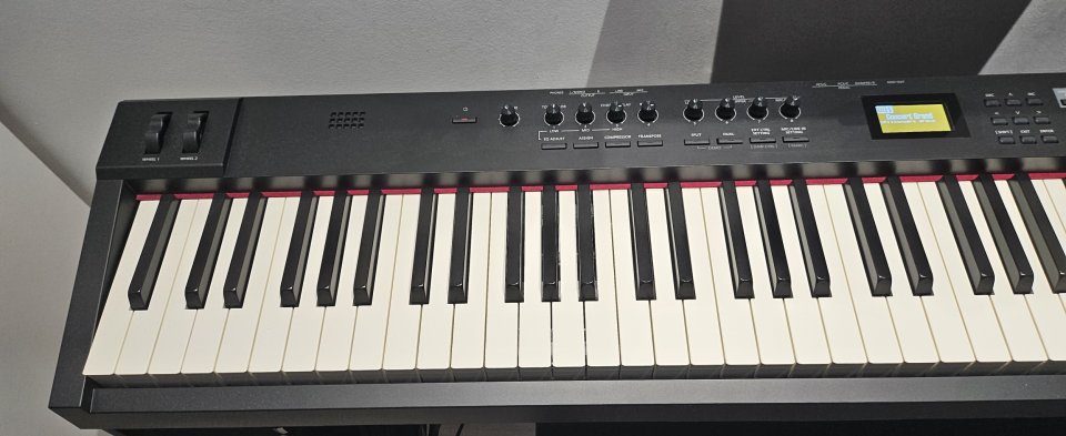 Roland RD88-EX como nuevo, 3 meses de segunda mano · Foto 6 de 8 · La Rioja · 800 €