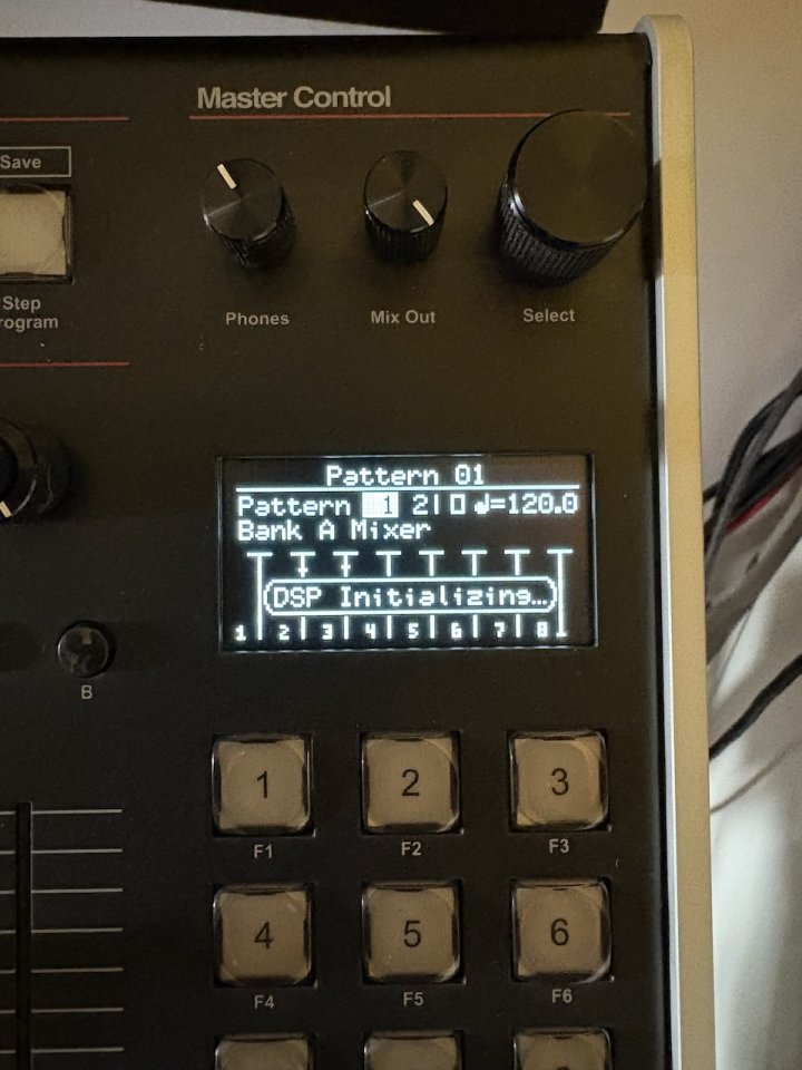 Isla S2400 Caja De Ritmo Con DSP Card