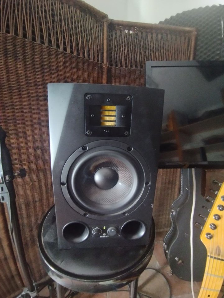 Altavoces ADAM - A7X