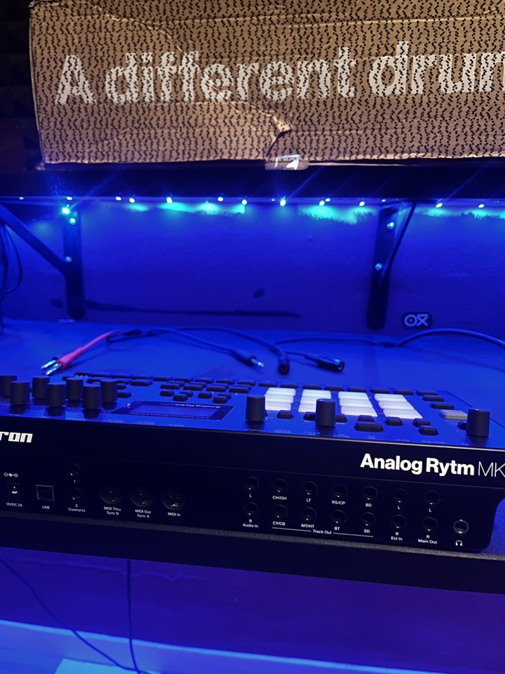 Elektron analog rytm mkII black edition de segunda mano · Foto 5 de 10 · Barcelona · 1200 €