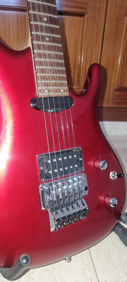 Ibanez JS24P (Joe Satriani) renovada. Leer descripción. de segunda mano · Foto 3 de 10 · Madrid · 950 €