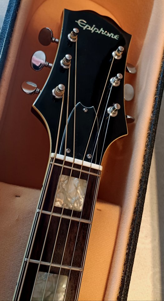 Guitarra Acústica Epiphone FT-150 Bard