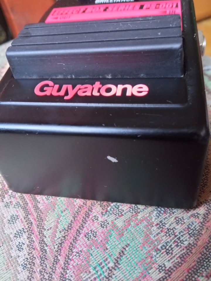 Cambio GUYATONE DISTORSION VINTAGE por ELECTRO HARMONIX MICROPOG de segunda mano · Foto 3 de 5 · Madrid