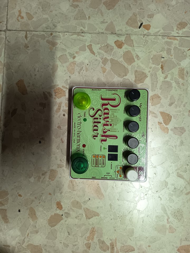 Electro Harmonix Ravish Sitar ENVIO INCLUIDO de segunda mano · Foto 1 de 7 · Córdoba · 175 €