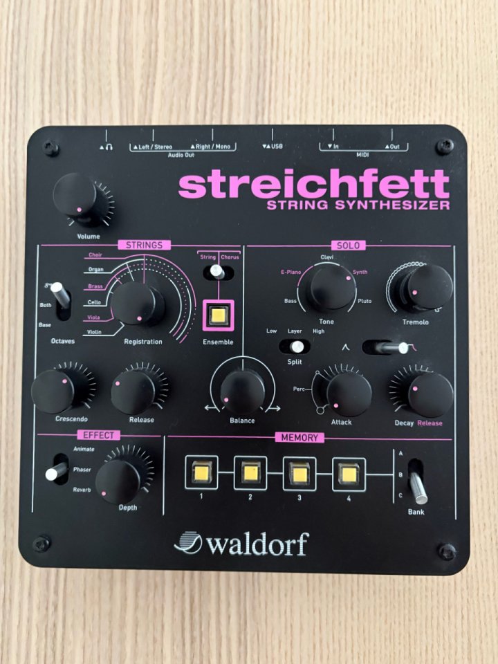 Sintetizador Waldorf Streichfett de segunda mano · Foto 1 de 4 · Madrid · 200 €