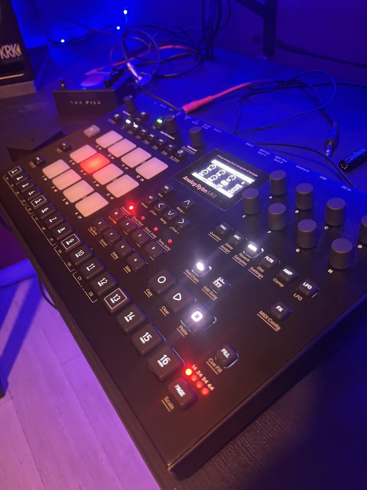 Elektron analog rytm mkII black edition de segunda mano · Foto 10 de 10 · Barcelona · 1200 €