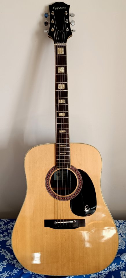 Guitarra Acústica Epiphone FT-150 Bard