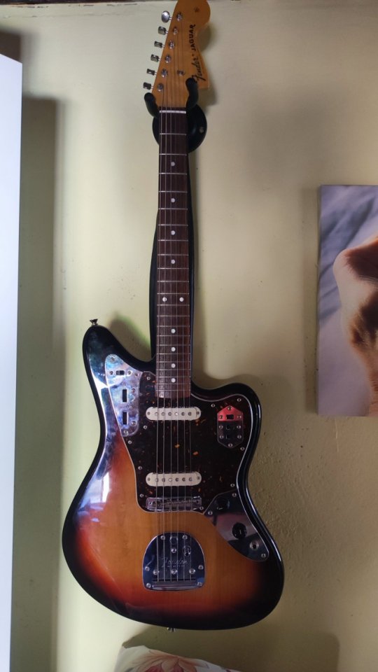 Fender Jaguar de segunda mano · Foto 1 de 8 · León · 1150 €