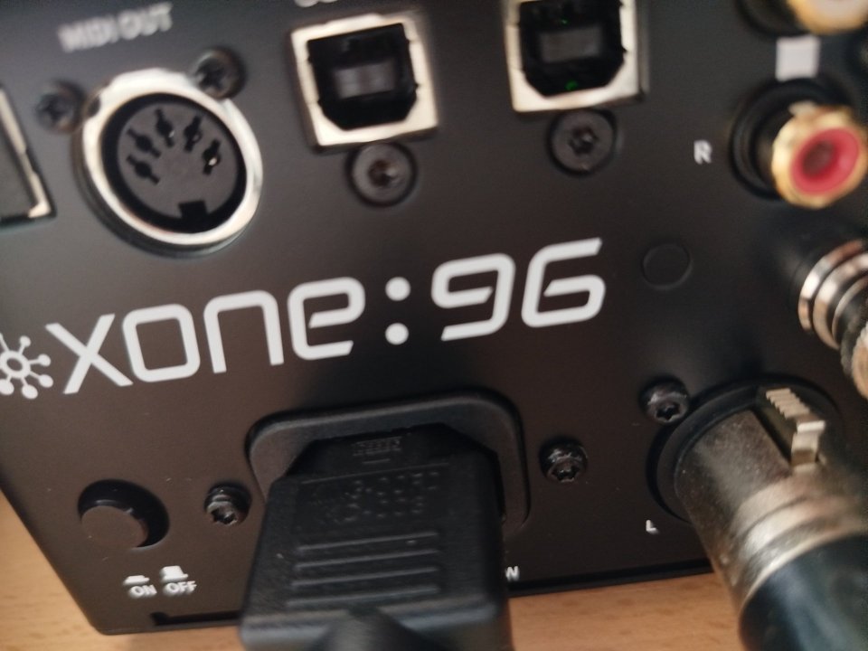 XONE 96 (Allen & Heath)