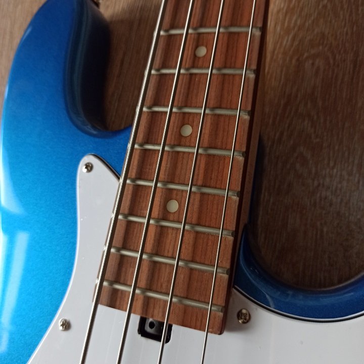 Sadowsky MetroExpress 21 Hybrid P/J 4