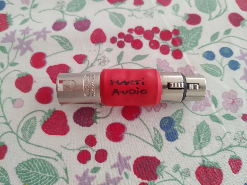 Micrófonos: At4060, Ev Pl20, Beyer m201... de segunda mano · Foto 9 de 10 · Cantabria · 1000 €
