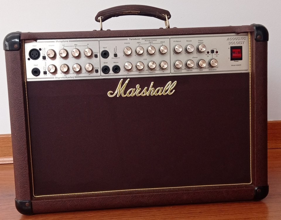 Amplificador Marshall 80 watios guitarra eléctrica/acústica. Envío incluido de segunda mano · Foto 1 de 10 · Cuenca · 230 €