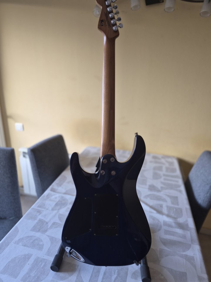 Charvel Pro Mod DK 24 de segunda mano · Foto 5 de 5 · Barcelona · 700 €