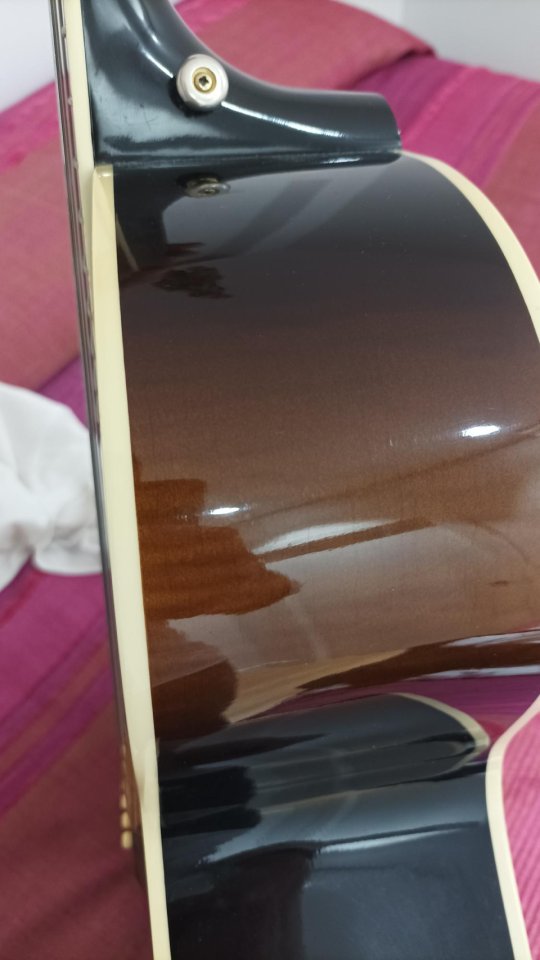 Gibson J-185 de segunda mano · Foto 2 de 9 · Bizkaia · 2200 €