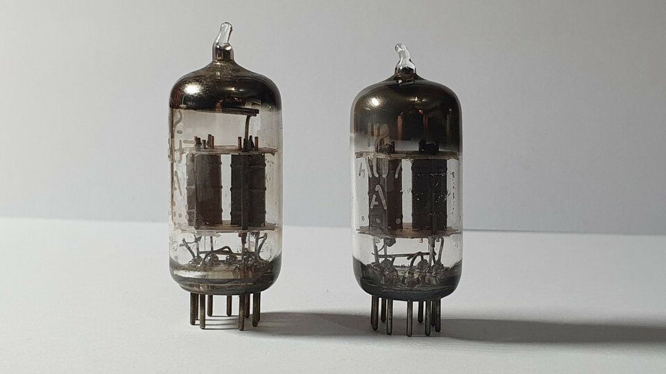 Válvulas previo GE NOS 12AU7  (ECC82 / CV491 / 5814 / 6189 / 6680)