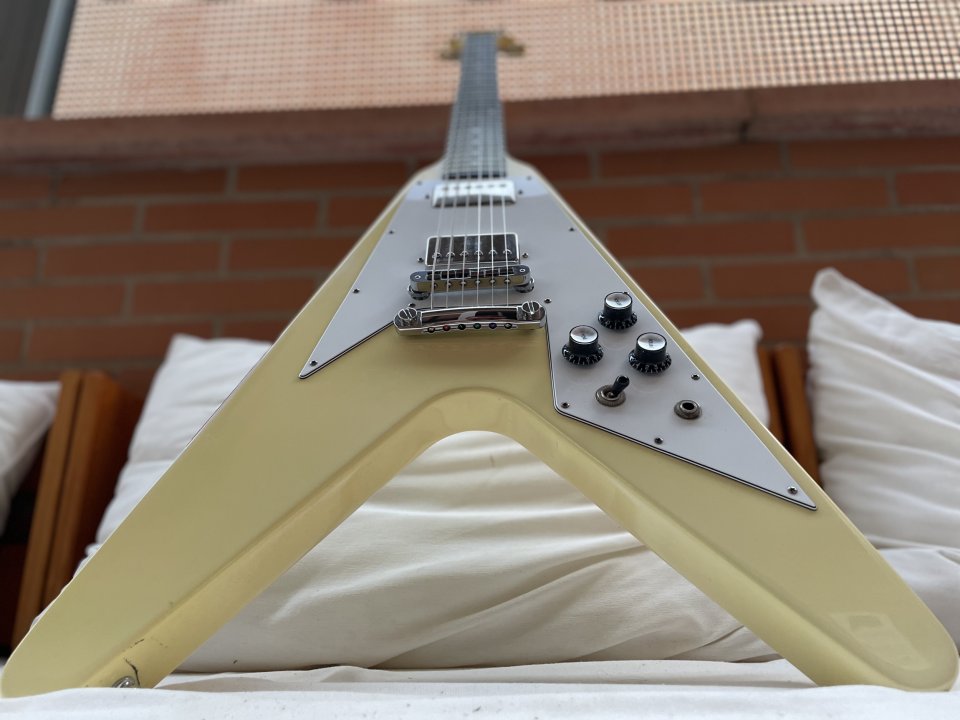 Gibson Flying V ´67 Bill Lawrence Pickups de segunda mano · Foto 3 de 5 · Toledo · 2350 €
