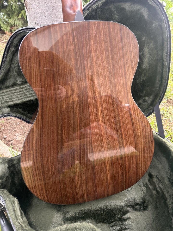 Martín OM-21 Amberbust