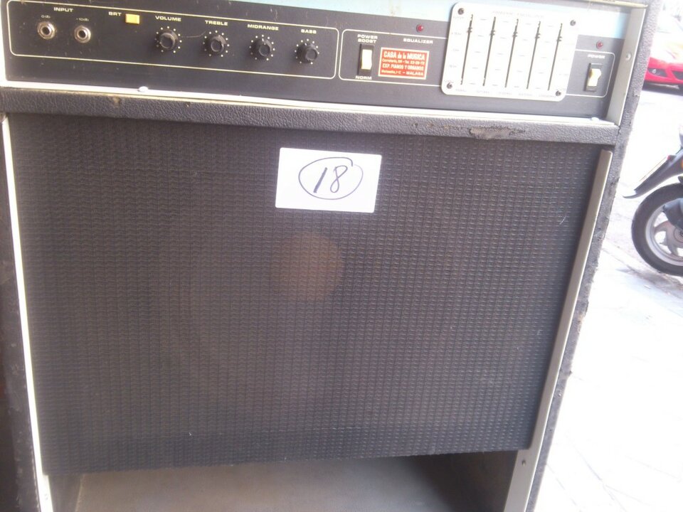 AMPLI DE BAJO ACOUSTIC CONTROL 126