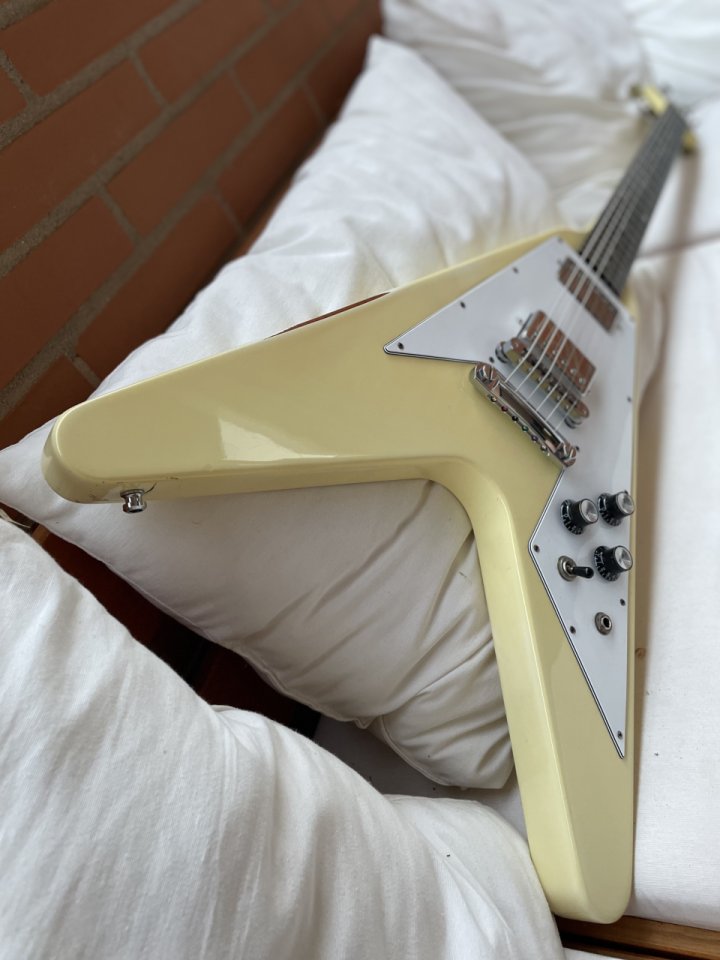 Gibson Flying V ´67 Bill Lawrence Pickups de segunda mano · Foto 5 de 5 · Toledo · 2350 €