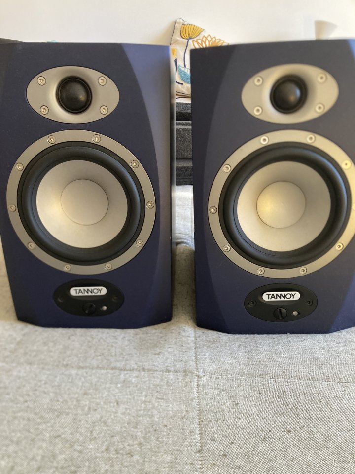 Tannoy Reveal 5A
