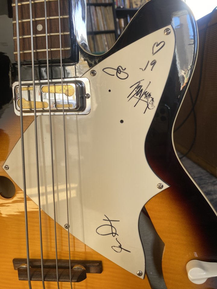 Harmony H22 Bajo Reissue de segunda mano · Foto 8 de 8 · Madrid · 850 €