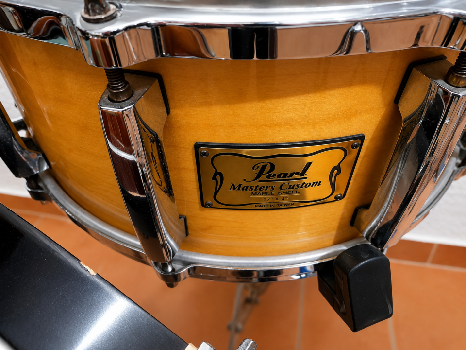 Bateria Pearl Session Custom Maple + platos de segunda mano · Foto 5 de 8 · Sevilla · 2100 €