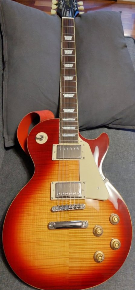 Epiphone Gibson 1950 standard Les Paul figured burst maple top