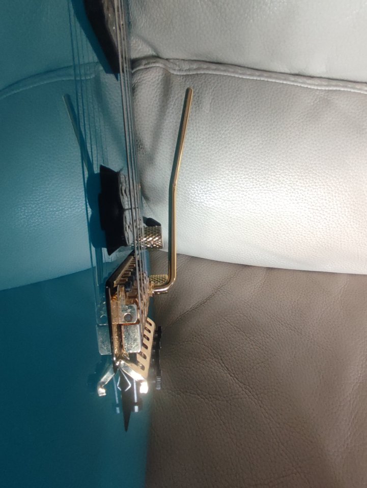 Charvel Pro-Mod San Dimas Style 1 HH FR en Miami Blue