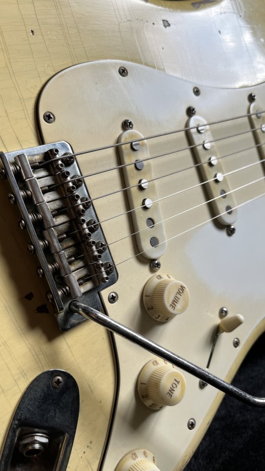 Guitarra Vanz ST R69 Custom Relic