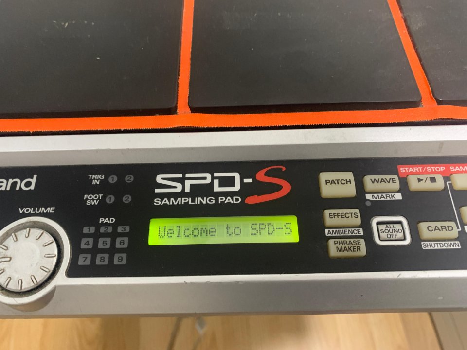Roland SPD S + Soporte de segunda mano · Foto 7 de 7 · Granada · 190 €