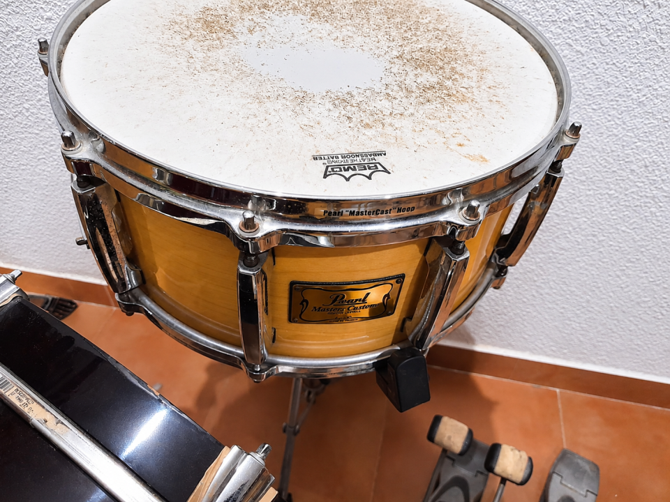 Bateria Pearl Session Custom Maple + platos de segunda mano · Foto 7 de 8 · Sevilla · 2100 €