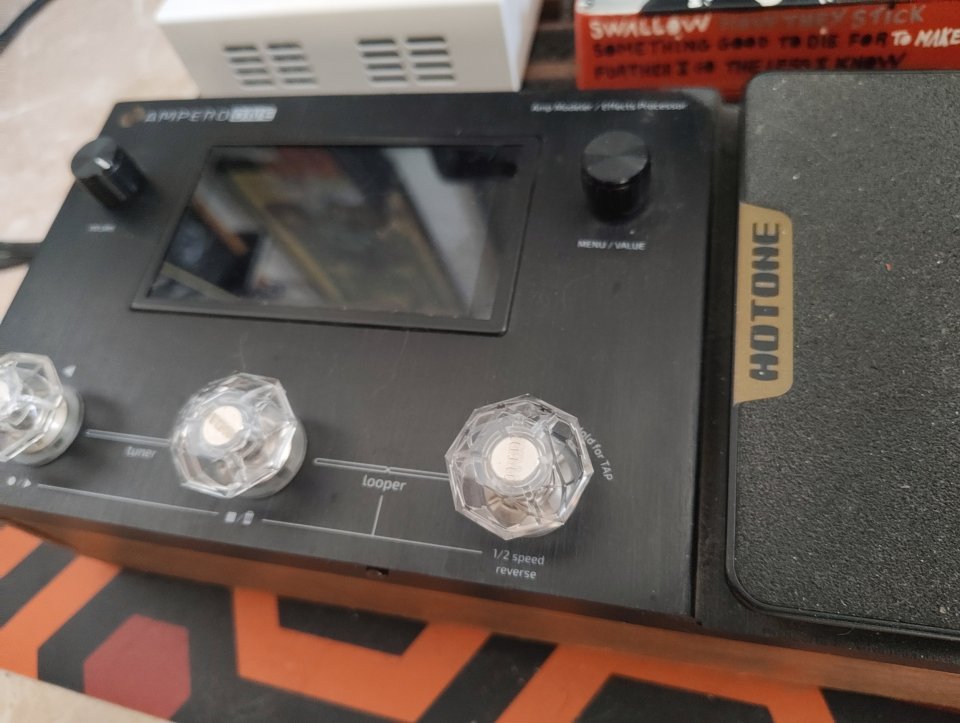 Hotone Ampero One de segunda mano · Foto 1 de 2 · Málaga · 125 €