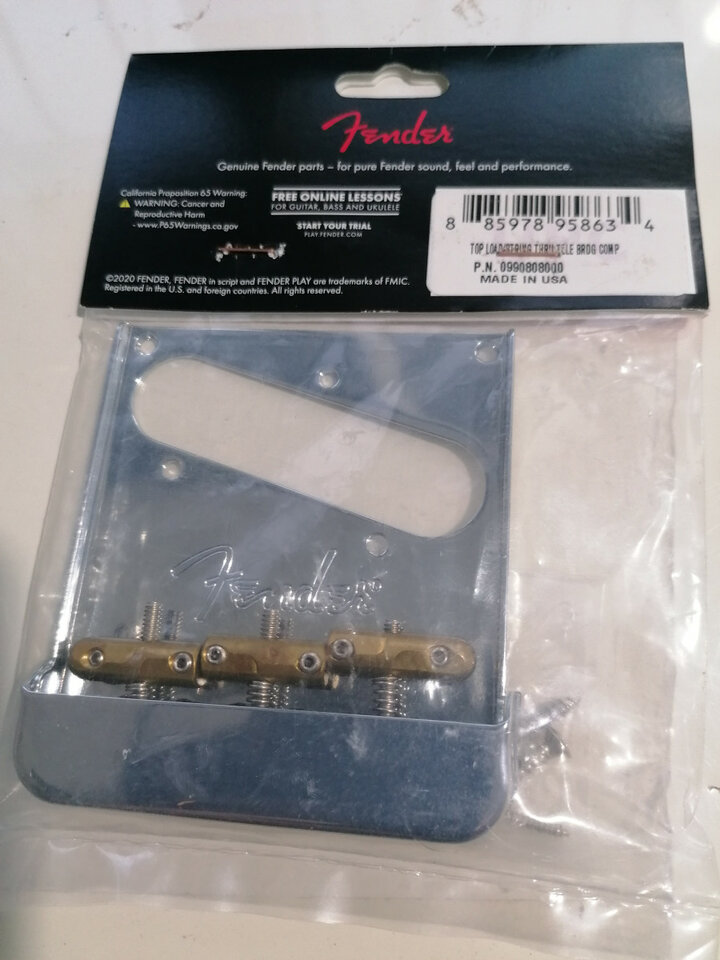 Puente fender usa. vintage con tapa