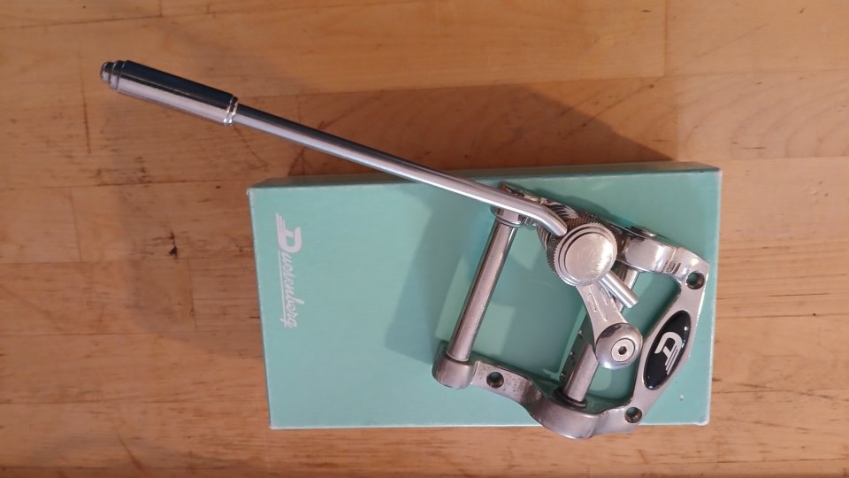 Tremolo Duesenberg Diamond deluxe