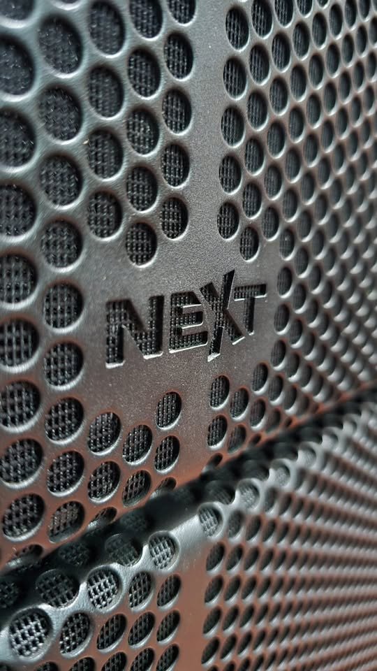 Super oferta Pack » Line array NEXT-Pro Audio de segunda mano · Foto 1 de 7 · Huelva · 80000 €