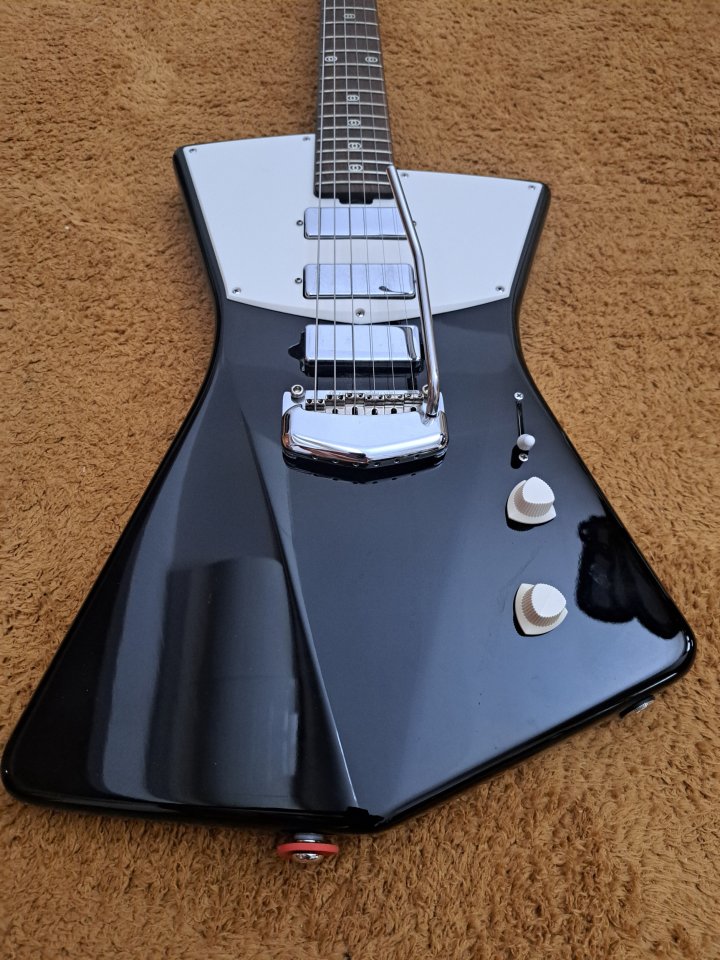 Ernie Ball Music Man St. Vincent HHH USA – Rosewood Neck de segunda mano · Foto 2 de 10 · Zaragoza · 2350 €