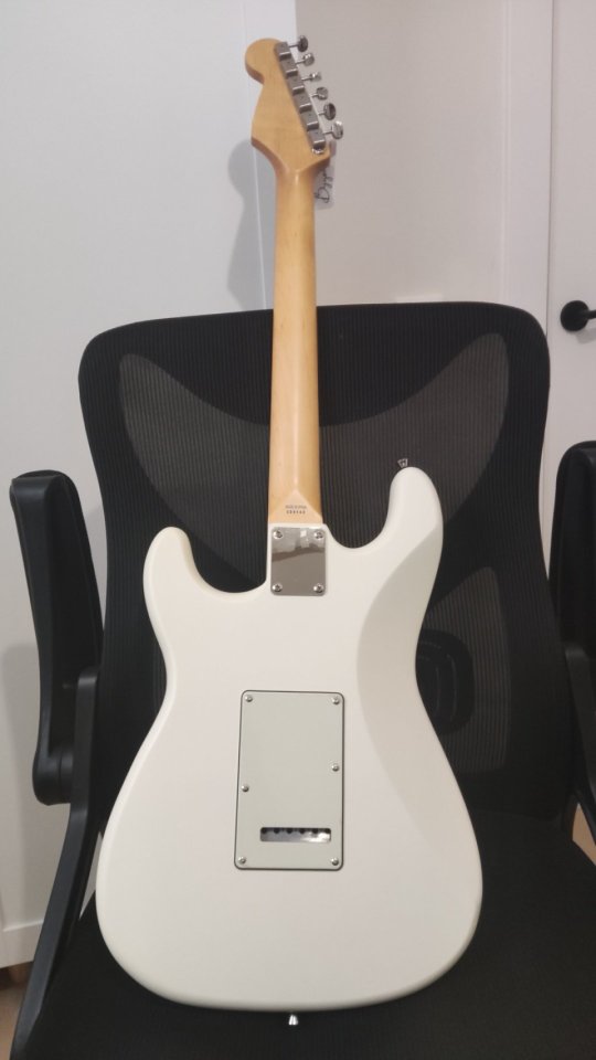 Guitarra Bygone Spicy Stratocaster HSS de segunda mano · Foto 2 de 6 · Valencia · 650 €