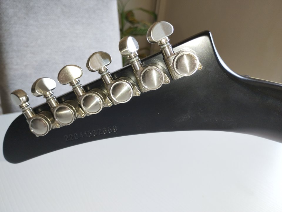 Epiphone Extura Prophecy Yellow Tiger de segunda mano · Foto 5 de 5 · Huelva · 600 €