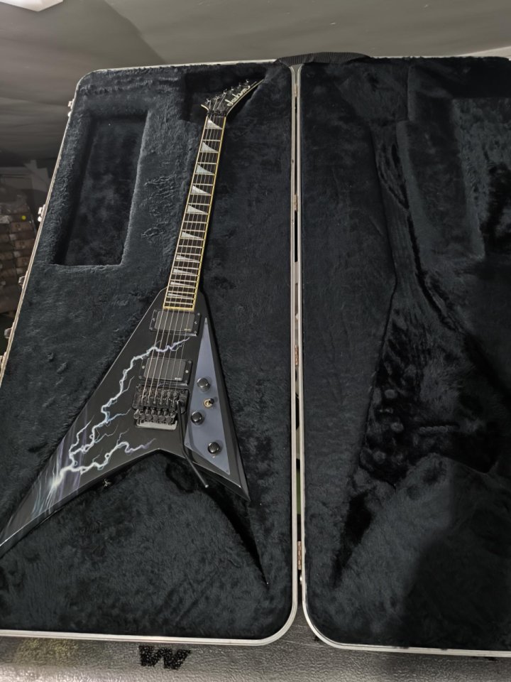guitarra electrica JACKSON RANDY RHOADS de segunda mano · Foto 5 de 10 · Salamanca · 2800 €