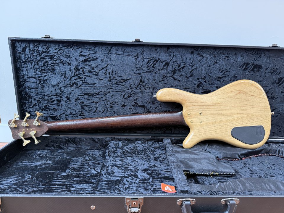 Warwick Streamer LX LTD 2018 de segunda mano · Foto 5 de 7 · Cantabria · 2200 €